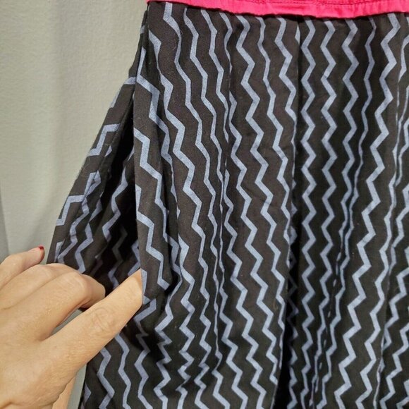 eShakti Women's Fit and Flare Retro Zig Zag Sleeveless Dress Black Gray Sz 6? - Picture 9 of 14